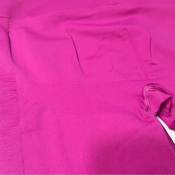 Lululemon Zone In Tight
Raspberry  Size 8 - Picture 10 of 11